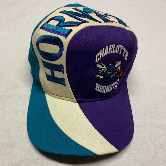 Twins Accessories Rare Vintage 9s Charlotte Hornets Snap Back Hat Poshmark
